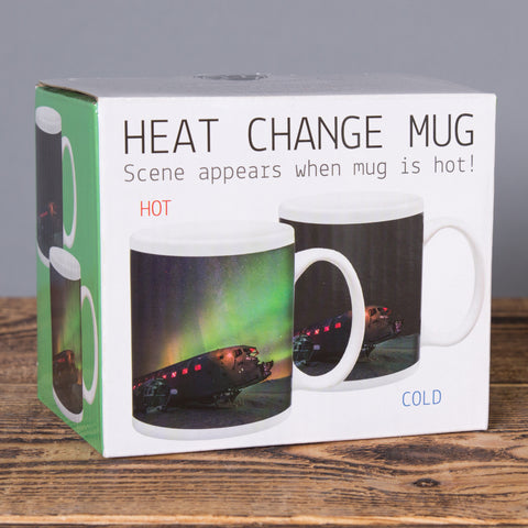 Northern Lights / Plane Wreck - Heat Change Mug - White - Idontspeakicelandic